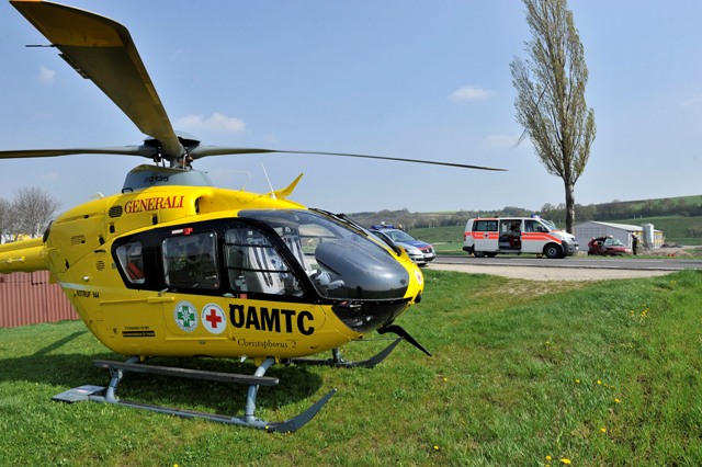 Verkehrsunfall mit Menschenrettung
